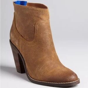 DV DOLCE VITA Ciaran Suede Western Boots Contrast Zip Ankle in Cognac